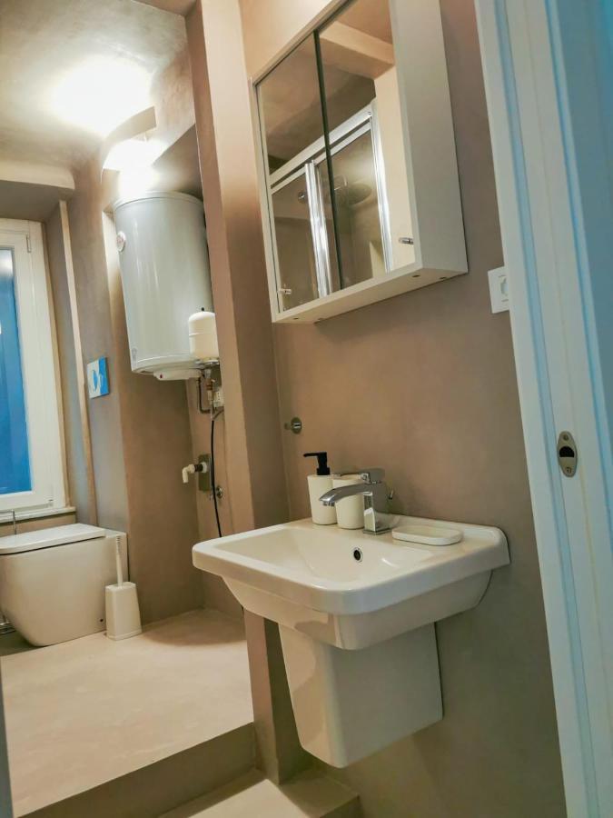 De Ville Guest House Genova Eksteriør bilde